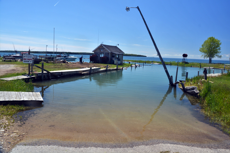smal harbor